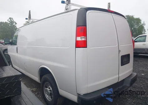 2021 Chevrolet Express Cargo Rwd 2500 Regular Wheelbase Wt из США, поврежденный, VIN 1GCWGAFP8M1303608